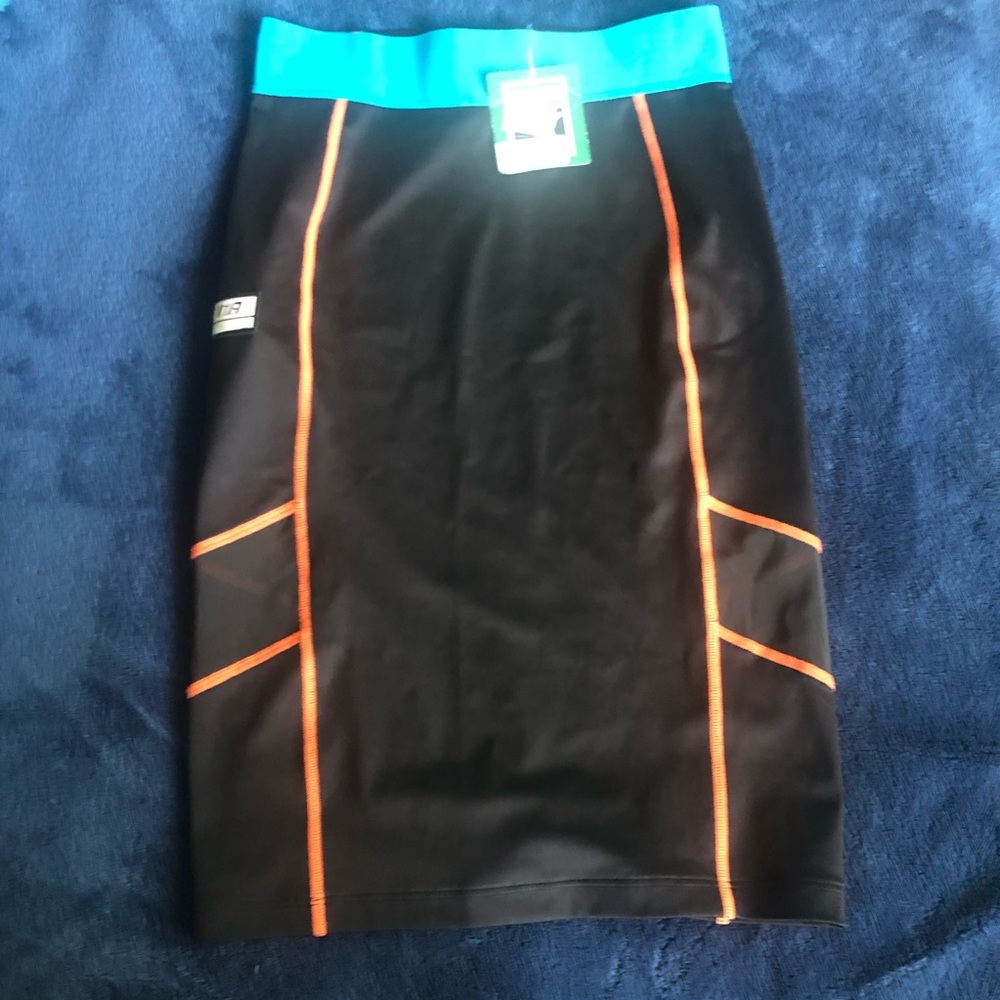 PUMA TZ Pencil Athletic Sporty Skirt Caribbean Sea Women XS Black Mesh Siding